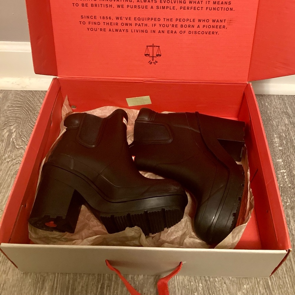 RARE - Hunter Original - Block Heel Chelsea Boot